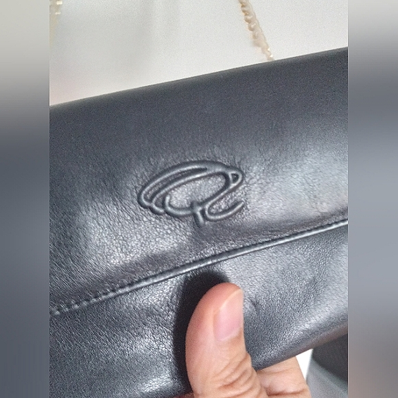 Oscar De La Renta wallet - Picture 7 of 17